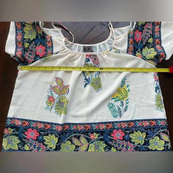 MOON COLLECTION Floral Off-Shoulder Blouse SIZE M - Picture 5 of 6